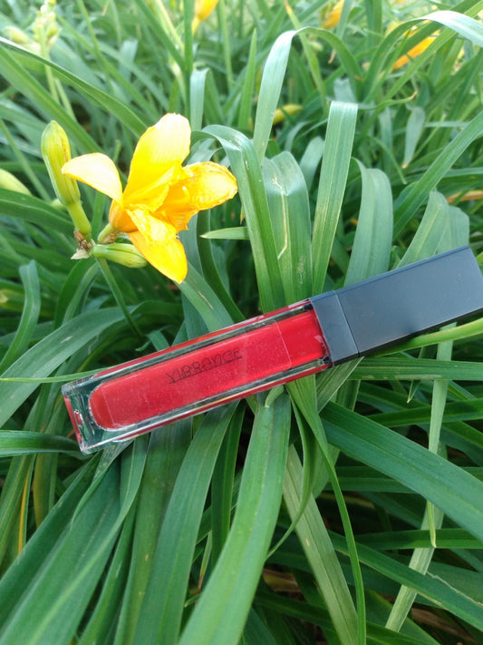 VIBRANCE Liquid Matte Lip Gloss