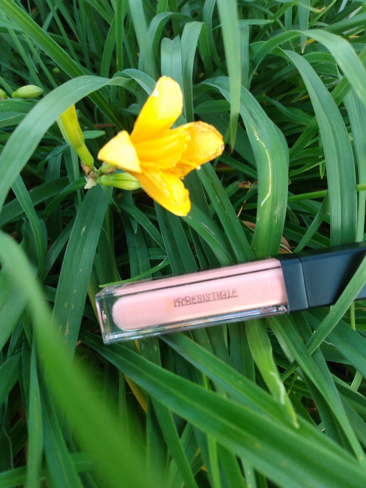 IRRESISTIBLE Liquid Matte Lip Gloss